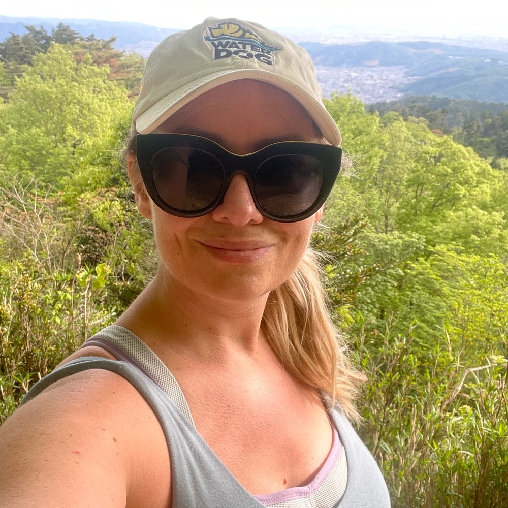 Meet your Posher, Carissa